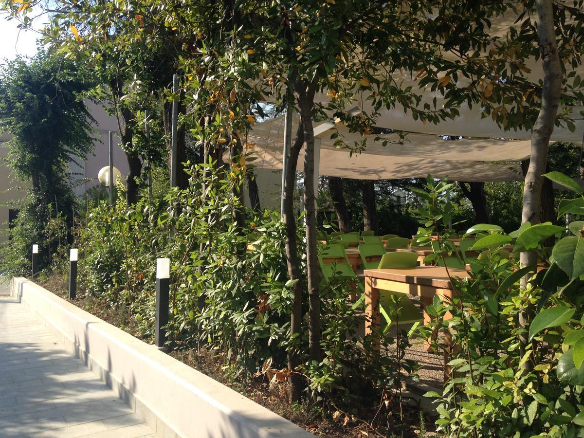 Bed and Breakfast Tabano Ristorante-Casolare Iesi Exterior foto
